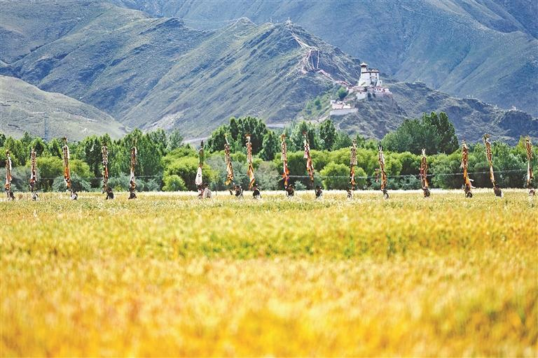 ༄༅།།ལོ་ལེགས་རྟེན་འབྲེལ་བཟང་། འོང་སྐོར་དགའ་གཏོང་བྱེད།